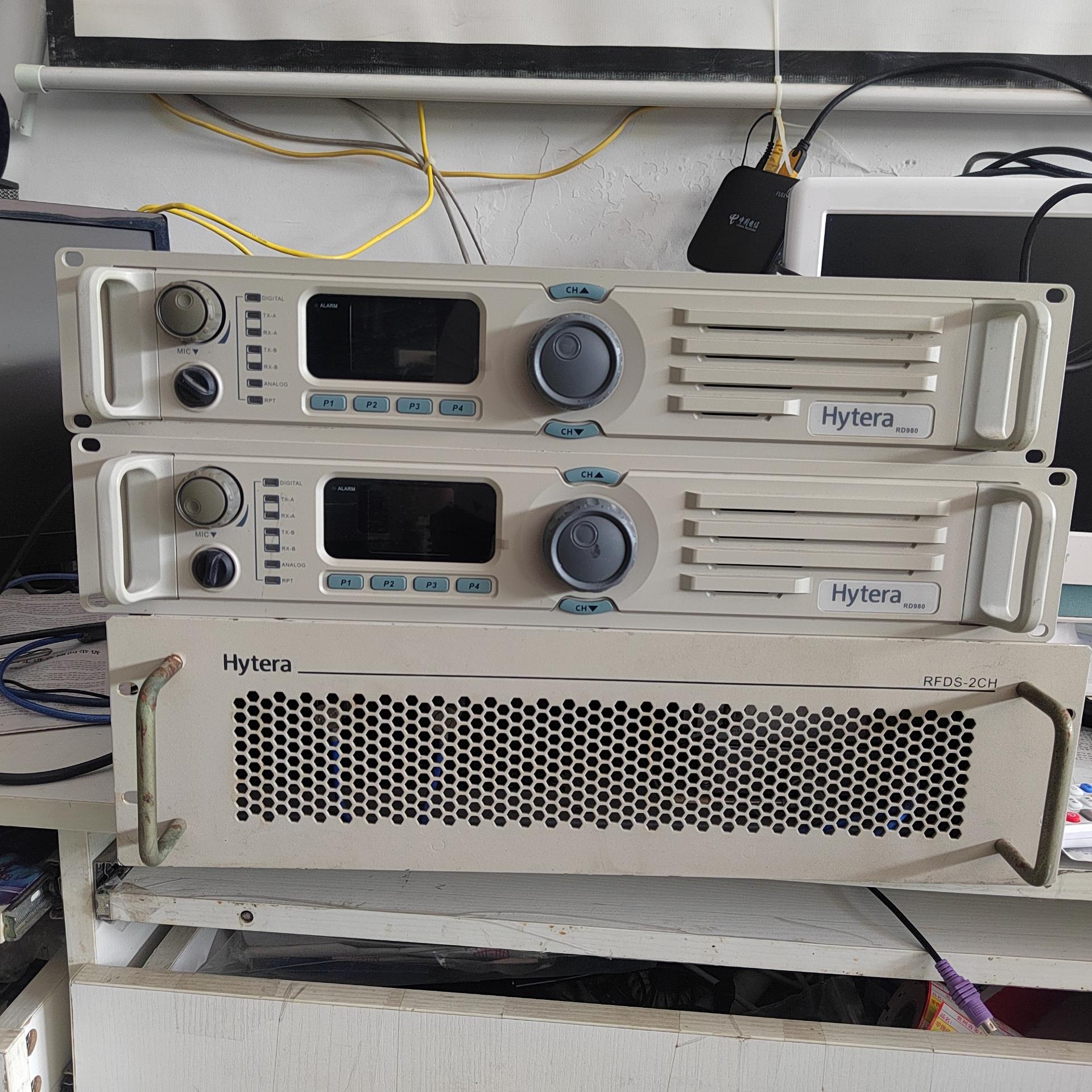海能达rd980主机两台已出，  RFDS-2CH  不