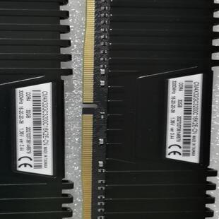 海盗船DDR4 3200频率 拆机成色好