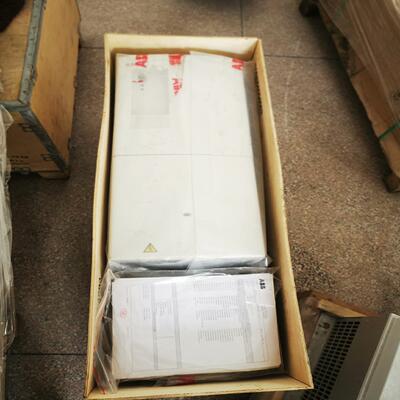 （请询价）ABB变频器ACS800-01-0135-3+D150+议价