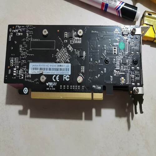 [德峰]盈通 （yeston）RX550 4G 4HDMI 4屏显卡