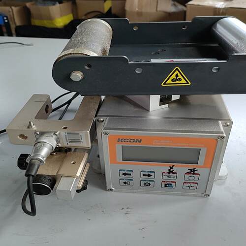 KCON无锡精控光电FV-2000A自动纠编控制器，成色如图
