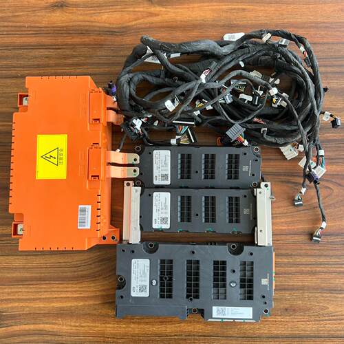 爱驰U5 BMC BMS 线束 BDU/PDU高压继电器总成