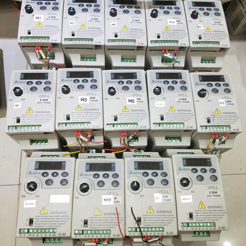 VFD002L21A台达200W变频器  年份新