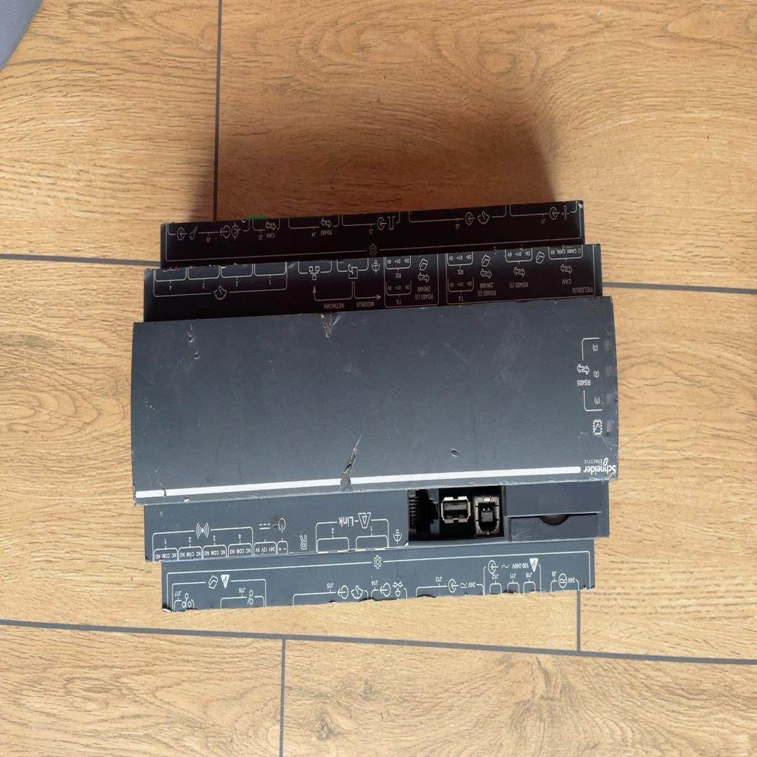 控制器 ON-10168A ，成色如图有小磕碰