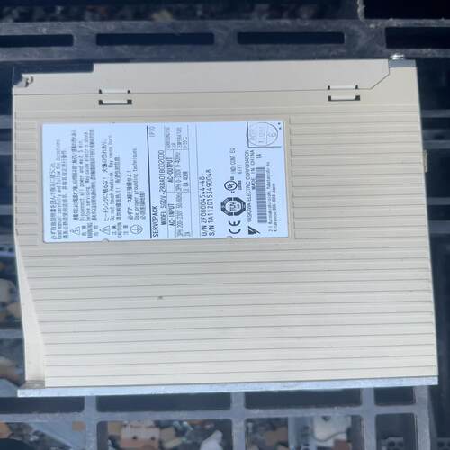 （设备配件）SGDV-插头，一台拍摄无R8A01B驱动器，9实物安川新2