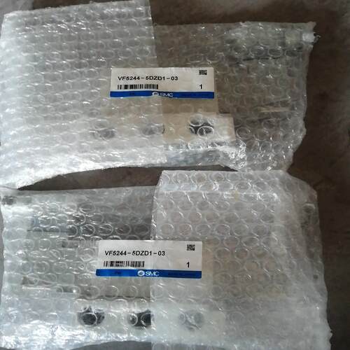 SMC电磁阀原装正品 VF5244-5DZD1-032个