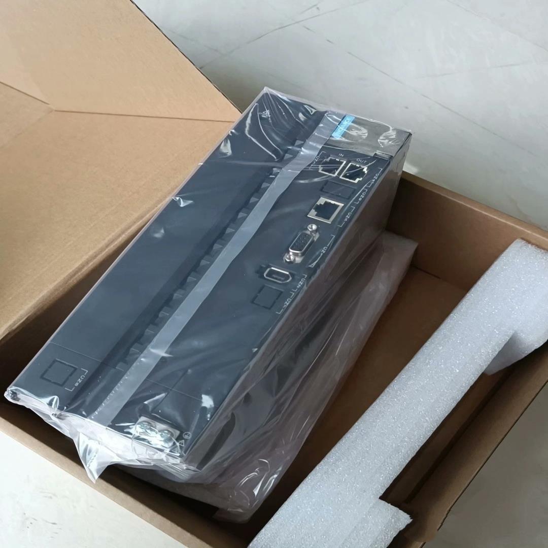 #控制器汇川SV660NT026I伺服驱动器，全新