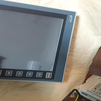 Hitech海泰客PWS6A00T-P触摸屏，原装正品，四边