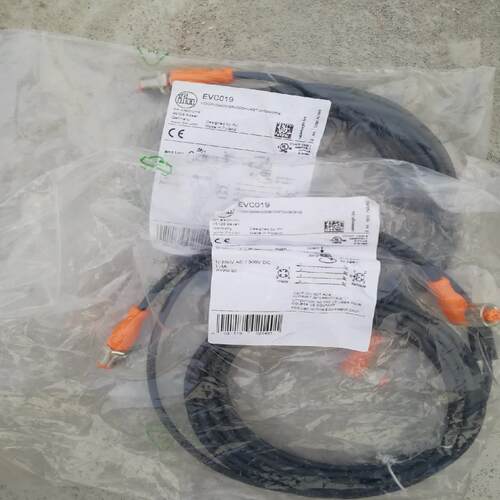 IFM 连接线EVC142，IFS240接近开关