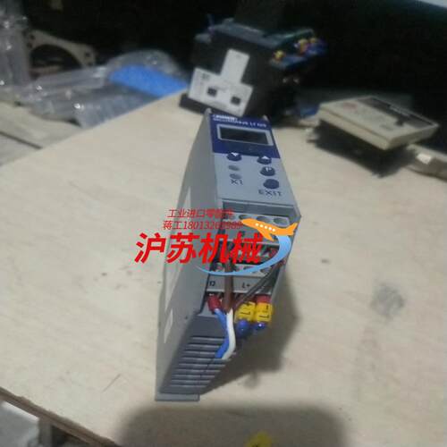 几乎全新久茂JUMO温度调节控制器202732/888－88