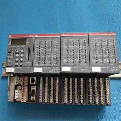 M581 C5 1SAP140100R0100  1个