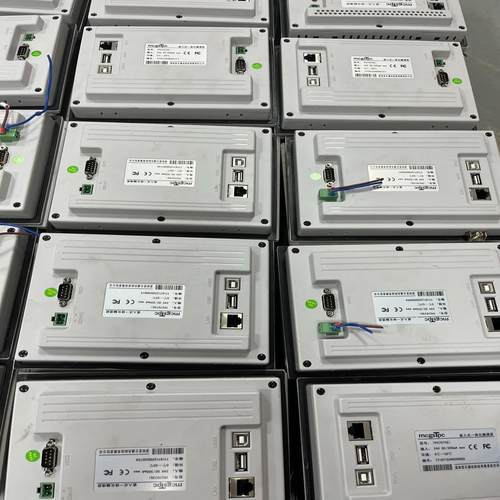 昆仑通态触摸屏 TPC7072GI，，功能测试好发货议价