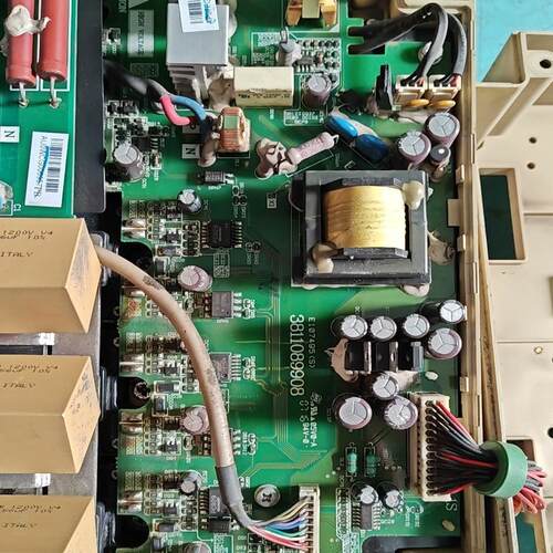 台达VFD-B 18.5KW，F系列22KW