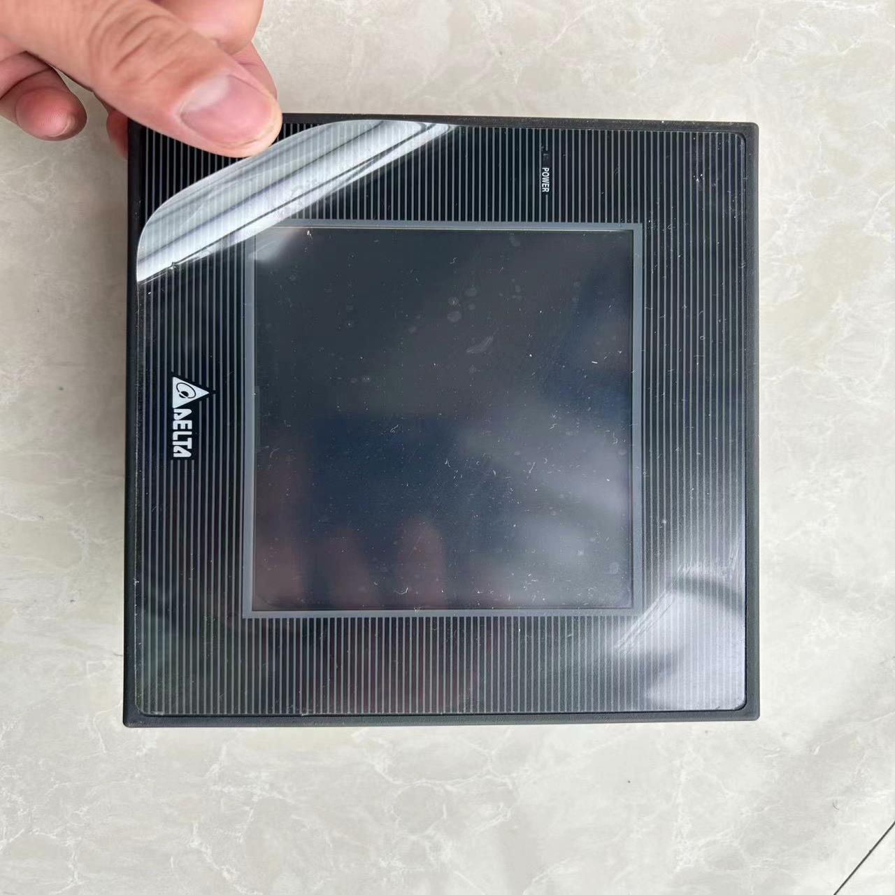 [德峰]台达触摸屏，DOP-B05S111,成色如图，功能包好,带膜