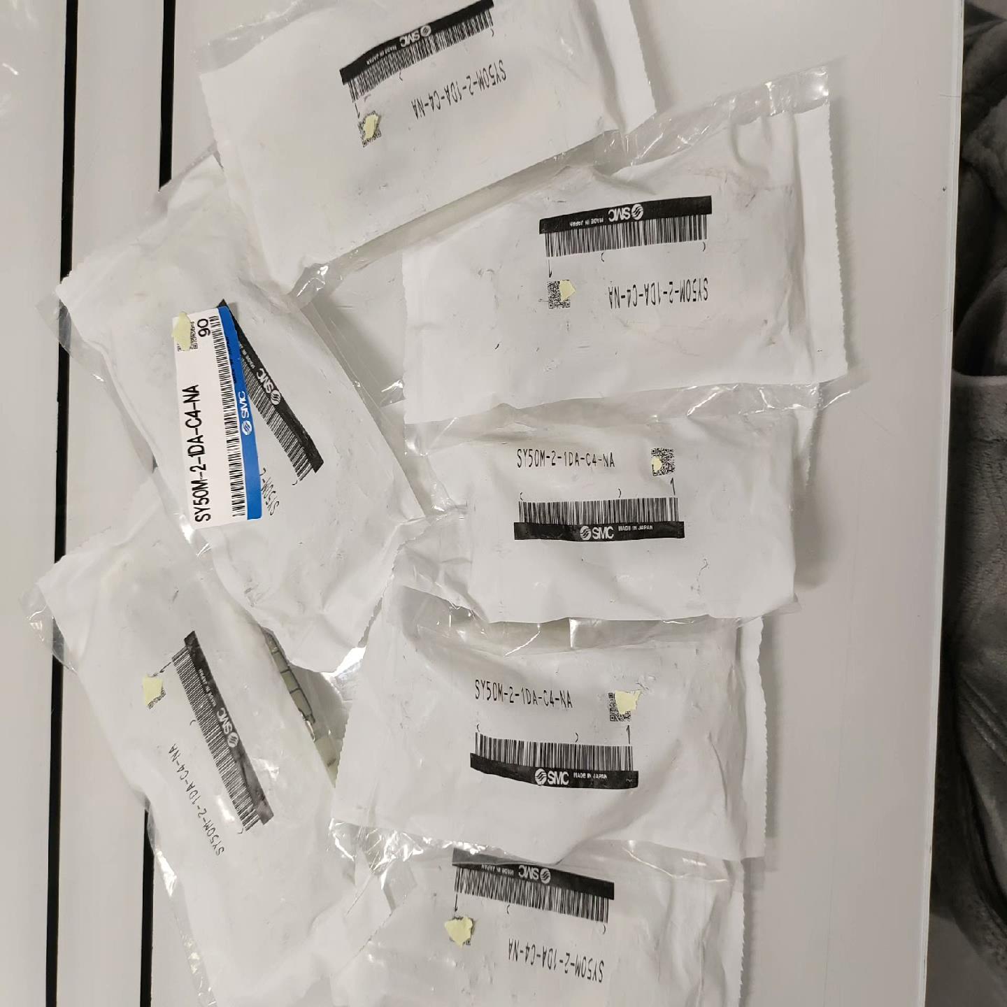 SMC SY50M-2-1DA-C4-NA