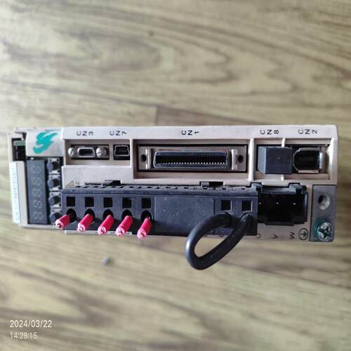 （设备配件）r8a01a002000-sgdv安川2驱动器