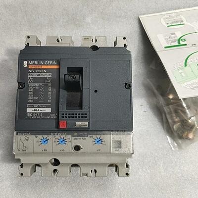 议~Merlin Gerin  接触器NS 250N