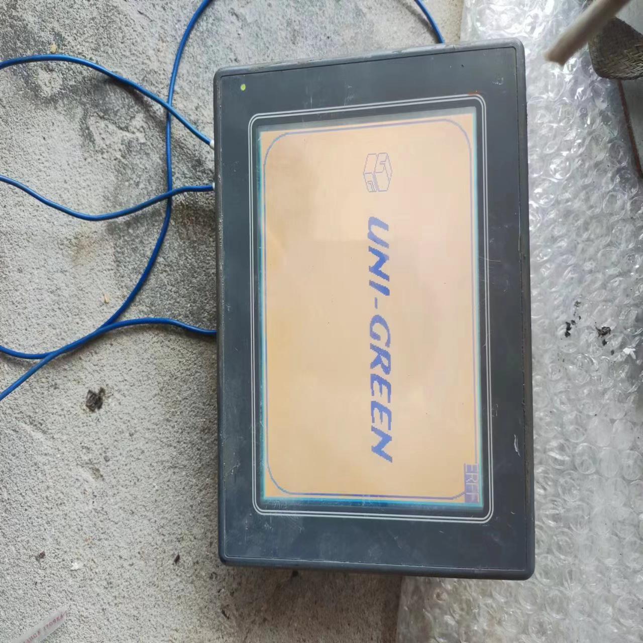 触摸屏GT30/AIGT3100B通电如图片，实物拍