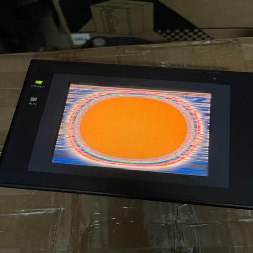 NT31C-ST143B-EV3 外观完好无损，上电如图议价