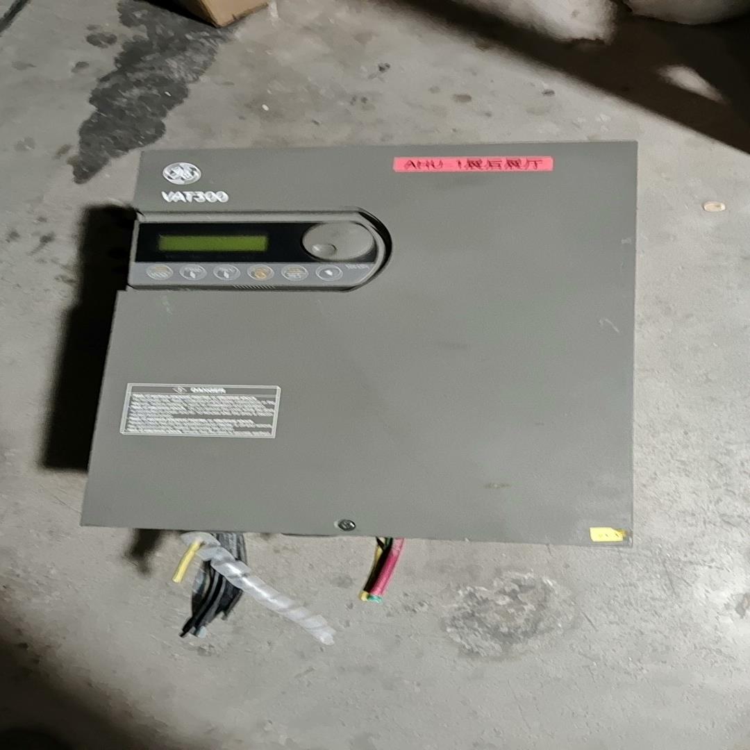 GE VAT300变频器,VAT300-U3SⅩ022K0F