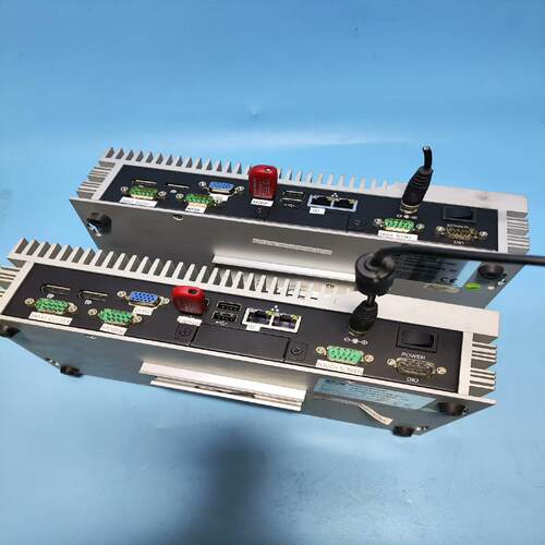艾讯工控机eBOX630-100-FL-T56N,两台，（憨憨电子）