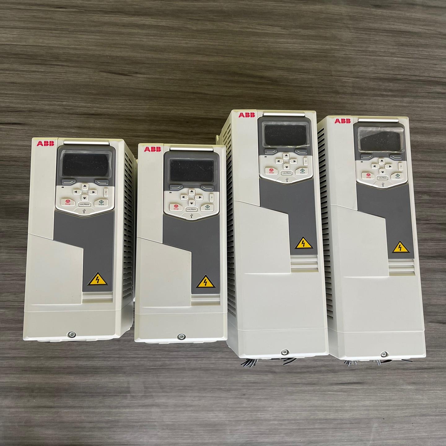 变频器5.5KW全新ACS580-01-12A7-4