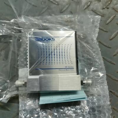 全新BROOKS GF120CXXC计 N2   100