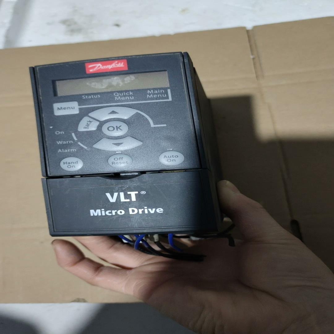 丹佛斯变频器FC-051PK75T4E20H，0.75千瓦，