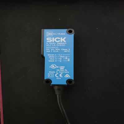 西克WTF18-3V910光电开关，全新正品，没有包装，厂库