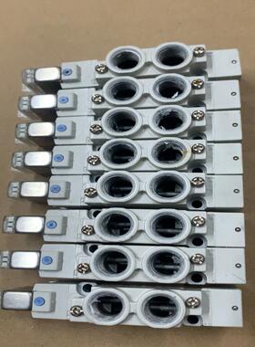 SMC电磁阀SY7120－5LZD－02，成色如图，