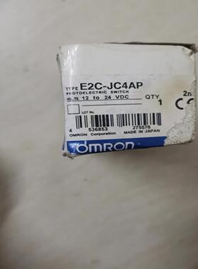 欧姆龙全新原装正品传感器 E2C-JC4AP，包装盒有点旧。