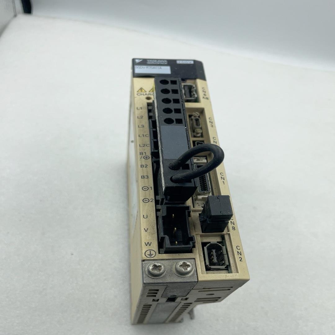 （设备配件）的驱动器-SGDV需要R70A11A如图所示安川联系成色伺服