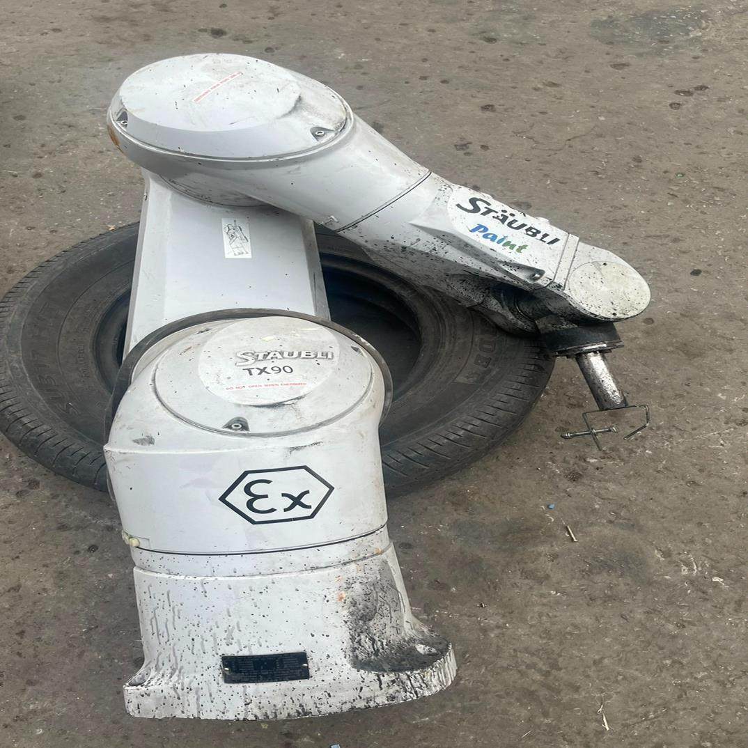 史陶比尔TX90EX机器手，无控制柜