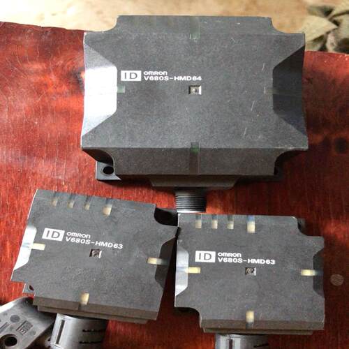 {雅致机械商行}OmRon条形码读码器V680S-HMD63-ETN