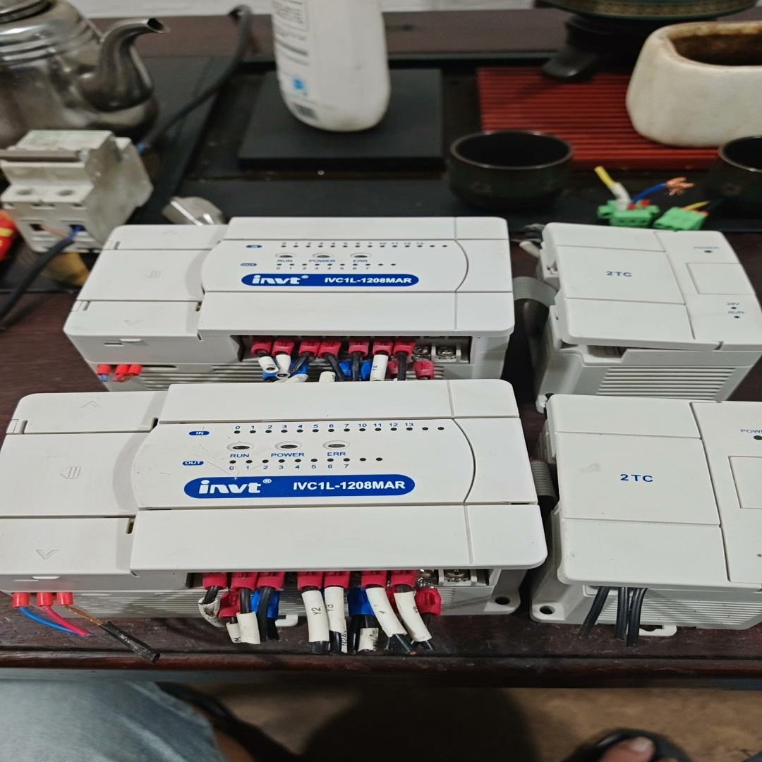 [德峰]85新英威腾plc，ivc1l-1208mar，跟2tc模块