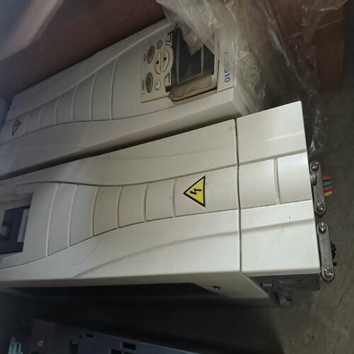 [德峰]ACS510ABB017,01－－成A7.5，变频器Kw4－