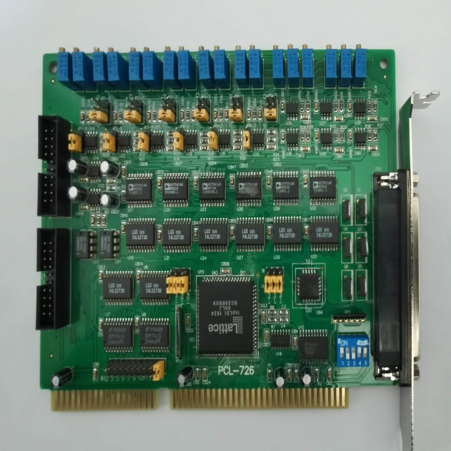 PCL-726全新研祥6路模拟量输出卡，两年。