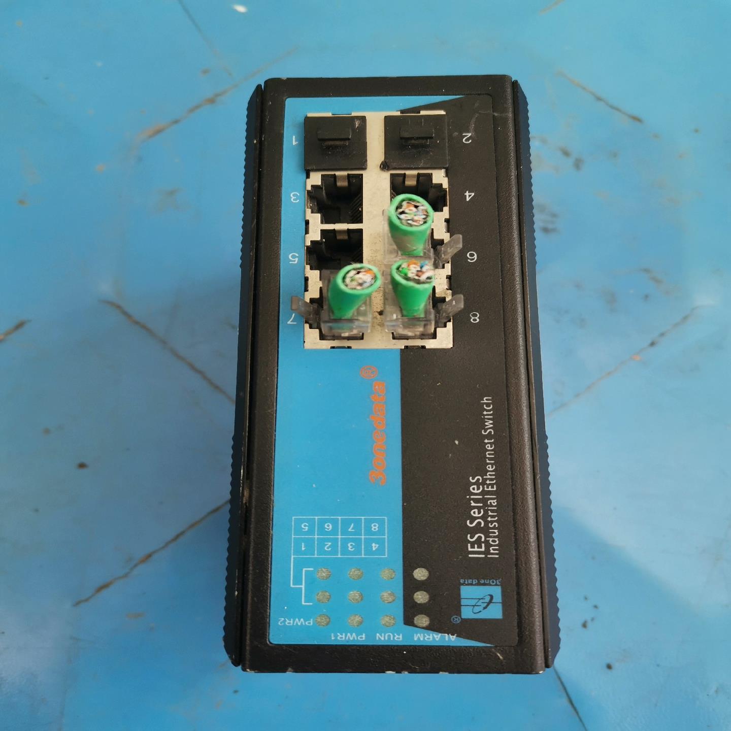 （设备配件）三旺工业交换机IES318拆机下来的有划痕，