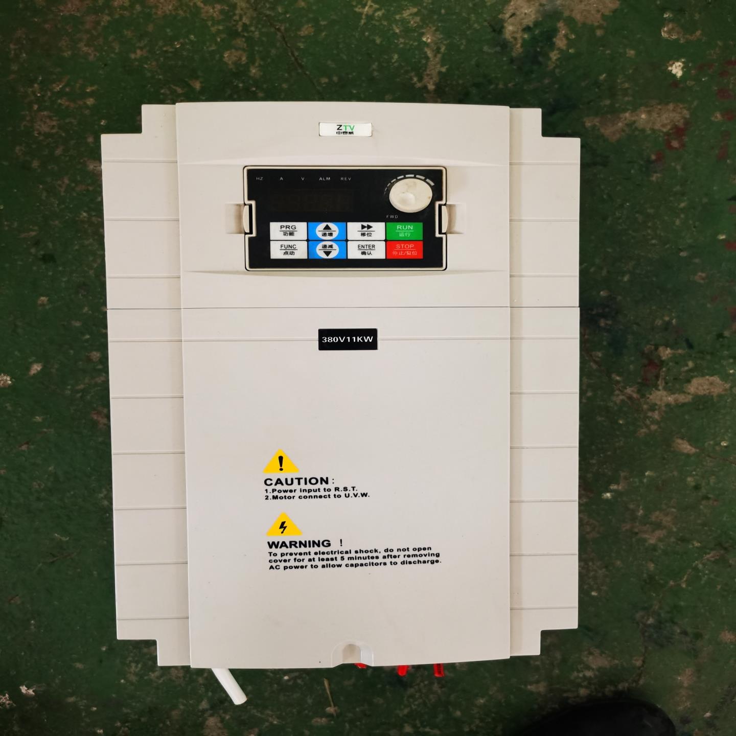 [德峰]变频器15。成色11／KW中泰威，，包好功能新图片