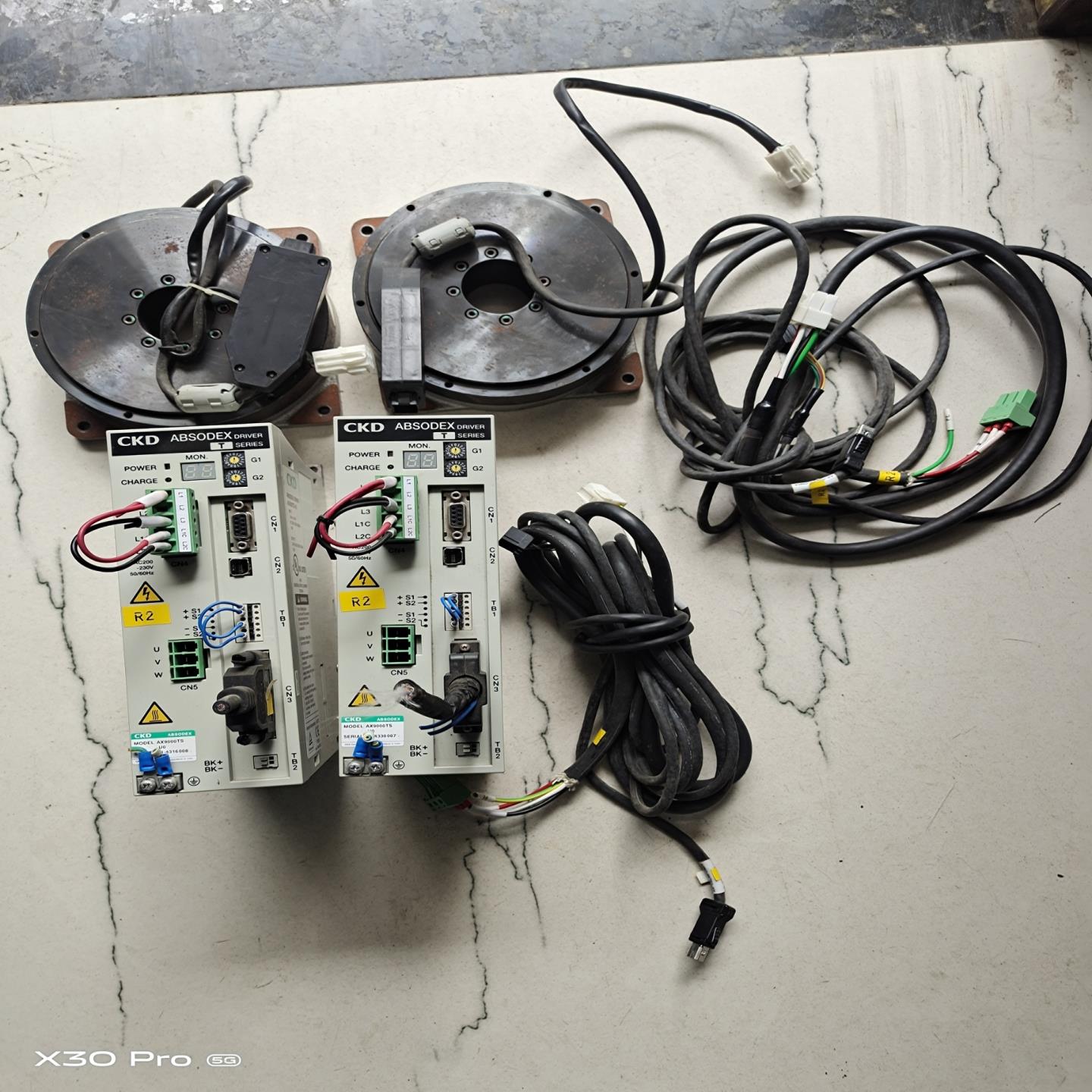 件驱动AX9000TS－U0    电机AX4009TS