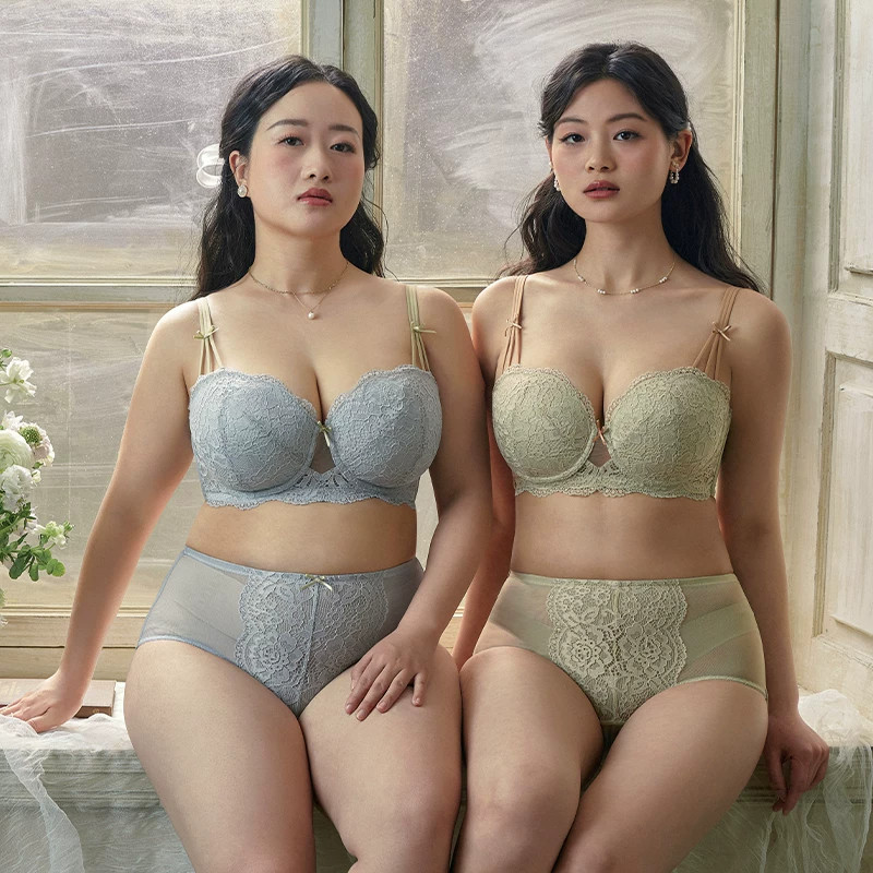 大码内衣胖mm文胸大胸显小防外扩薄款蕾丝聚拢收副乳有钢圈防下垂