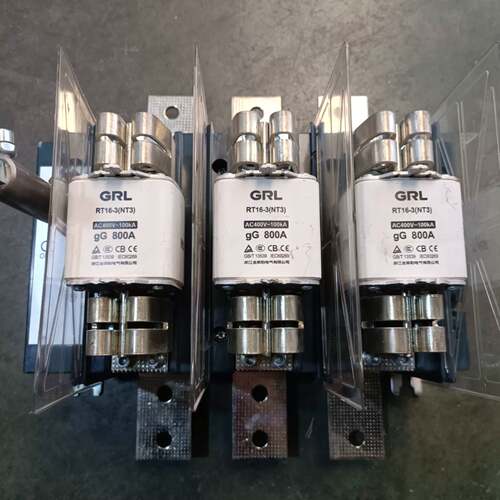 可维修2台未通电3P800A隔离开关熔断器组