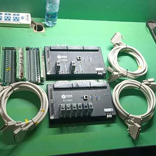可维修智能 ACC3600 控制卡，带接线端子排，带连接线。共议价
