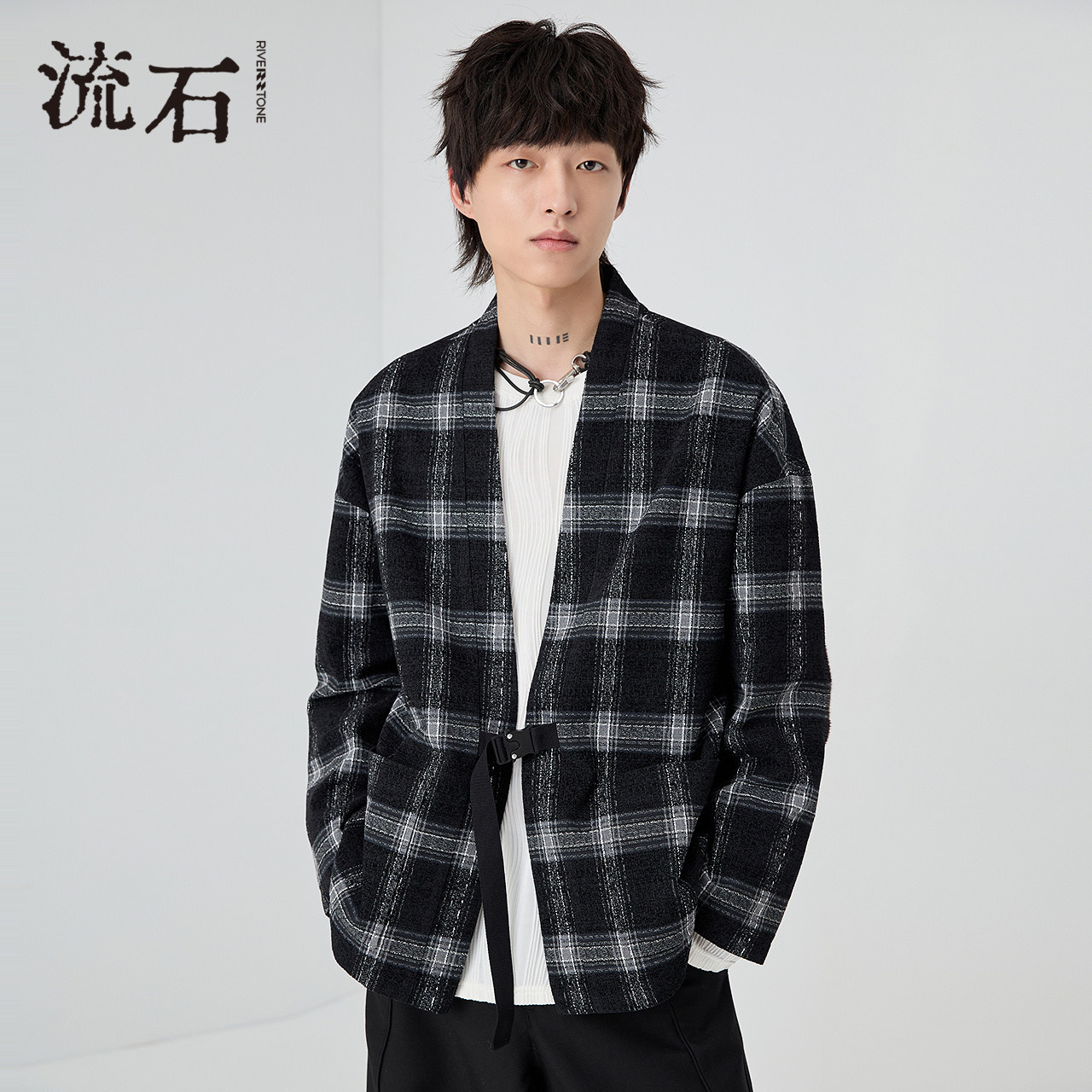 流石男装雪尼尔格纹复古外套2026年春季新款男生时尚绒感短款夹克