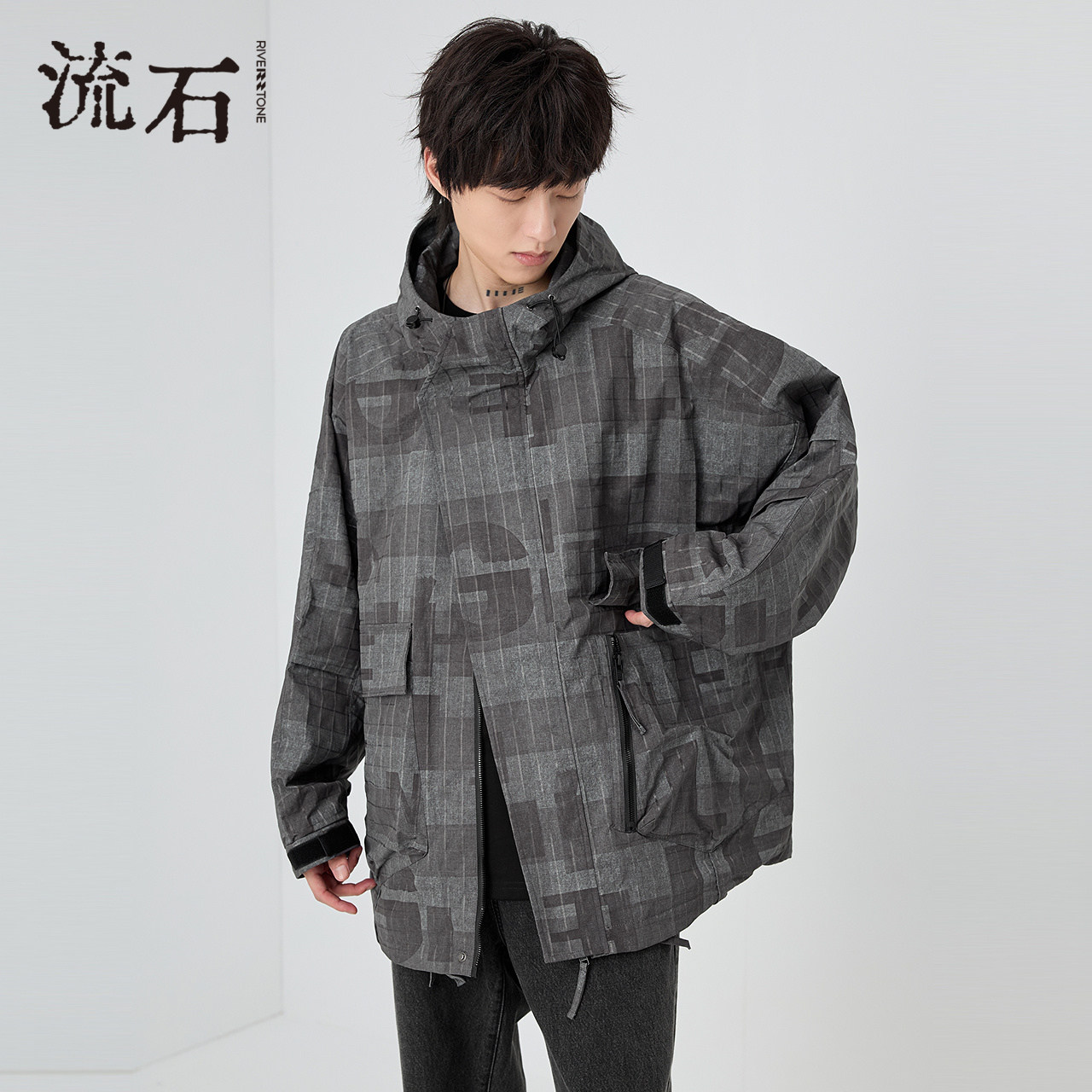 流石男装春装设计感个性连帽风衣2026年春季新款男生时尚运动外套