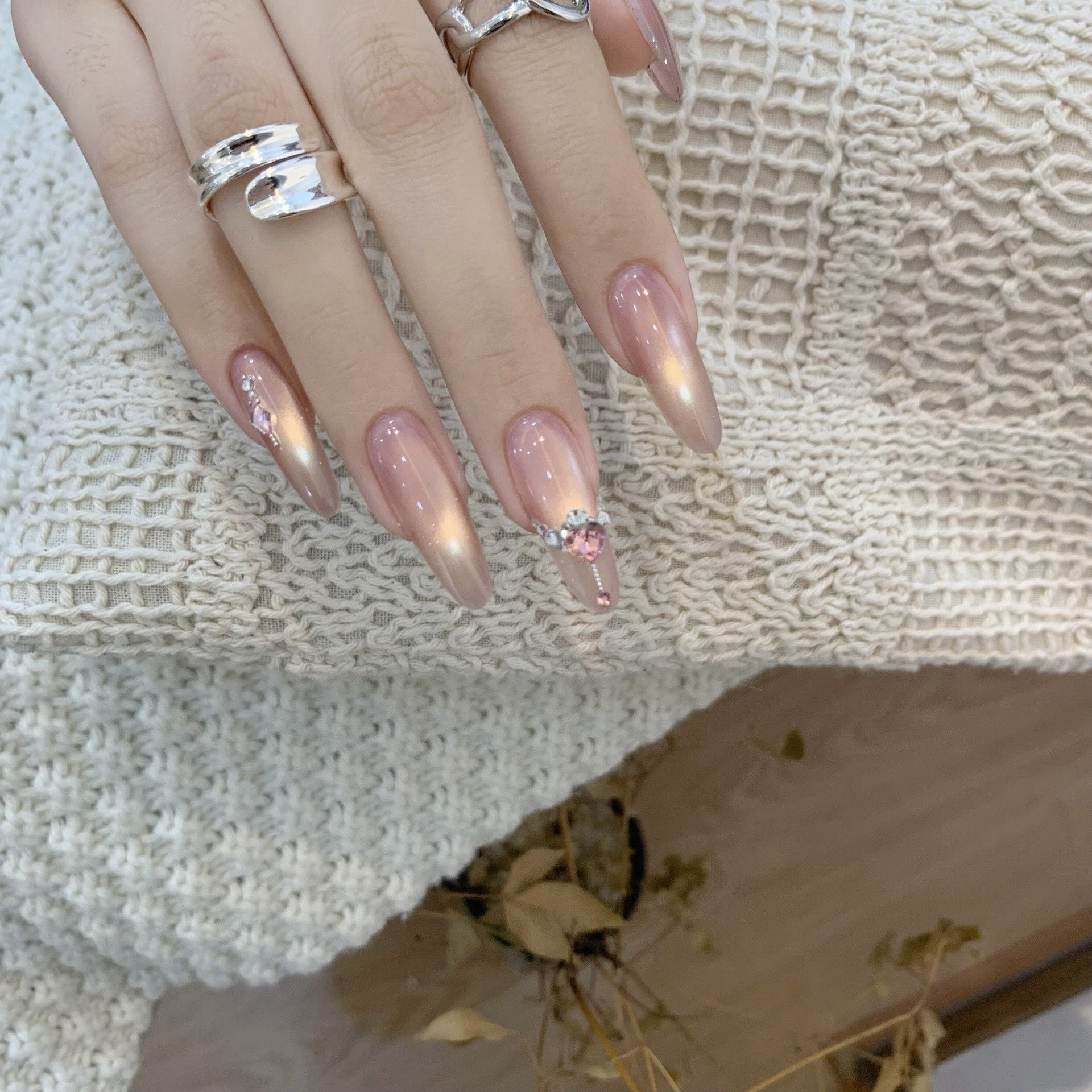 Champagne Gold Cat Eye Gel Polish: 15ml Magnetic Formula - Product image 4