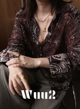 Wuu2 卡拉瓦乔 绝美复古植绒亮闪图腾衬衫女小众不撞款丝绒衬衣秋