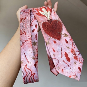 领带衬衫女高级感复古粉色烈焰爱心领带心脏火焰印花丝巾领巾