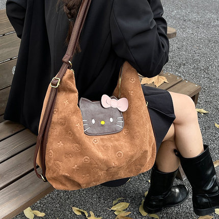 今年流行爆款Hellokitty双肩包包女2025秋新款单肩斜挎手拎托特包