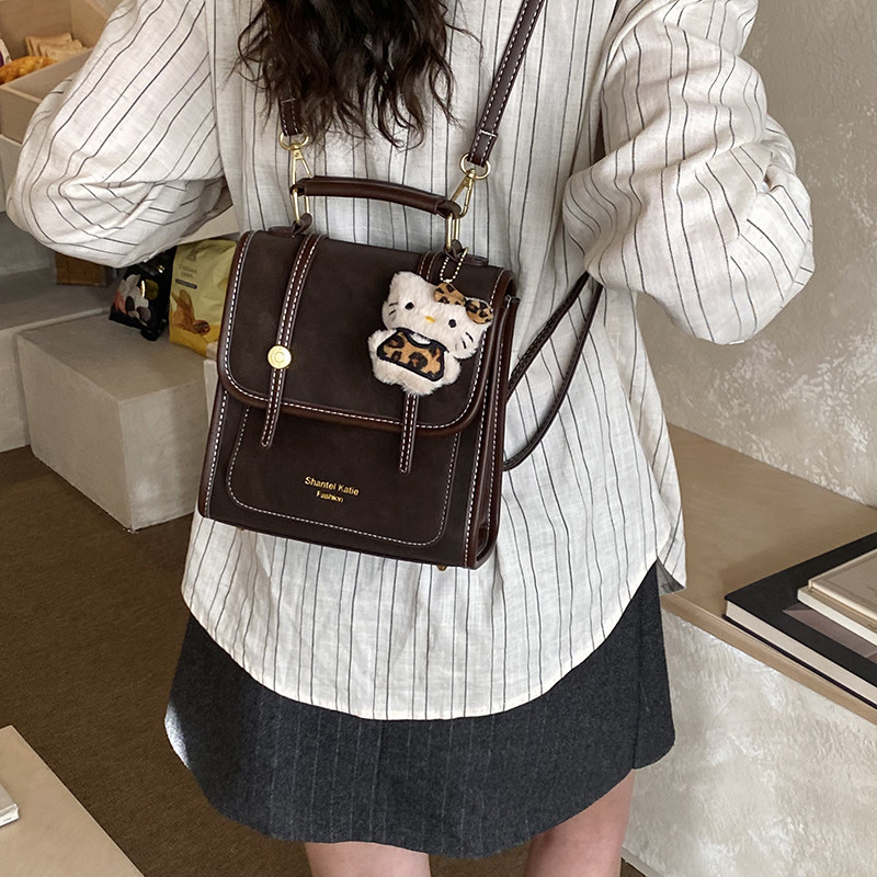 洋气高级感学院风简约迷你包包女2026新款时尚休闲百搭复古双肩包,箱包皮具/热销女包/男包,双肩背包,淘宝优惠券,粉丝福利购,淘宝优惠卷